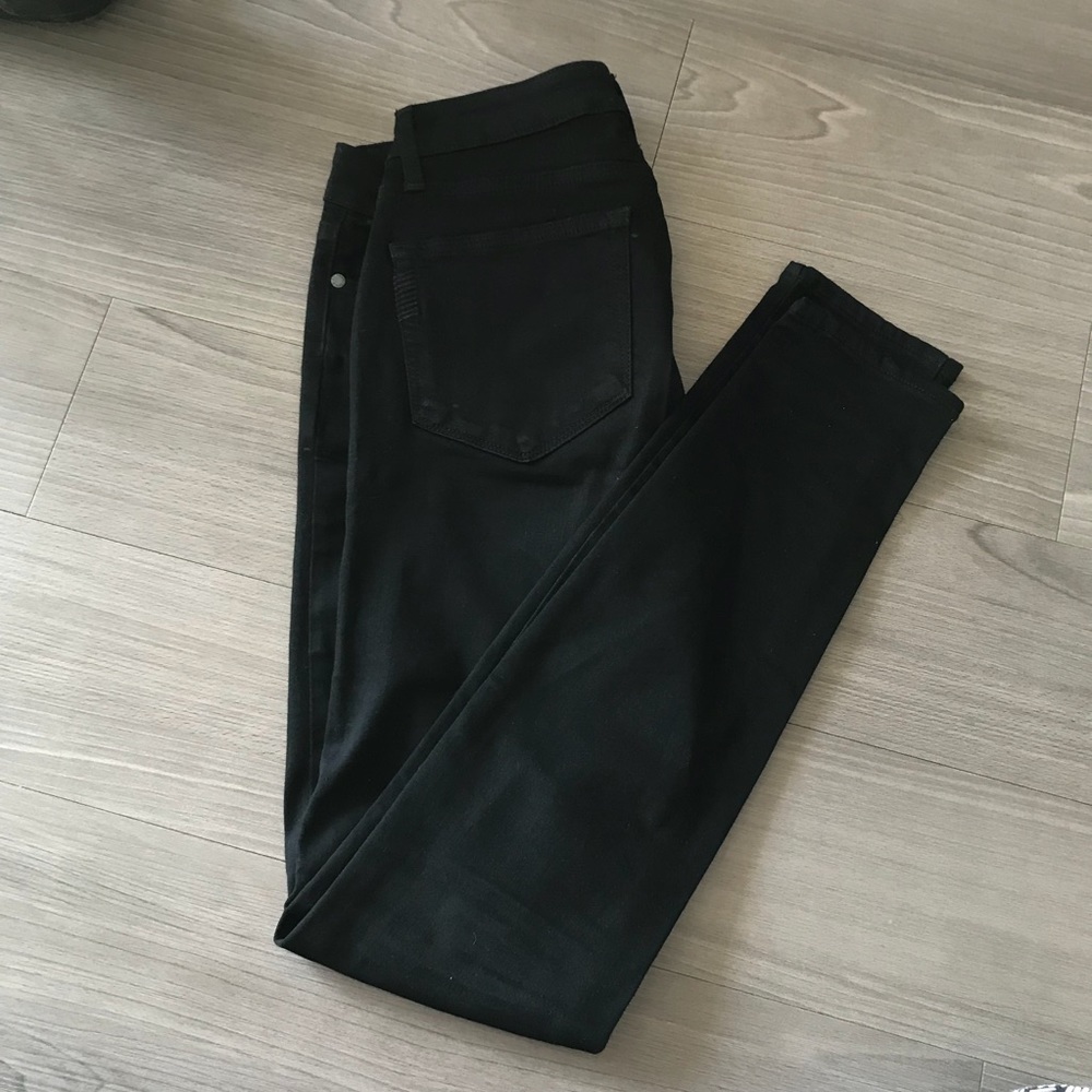 Paige dark black ultra skinny jeans size 29
